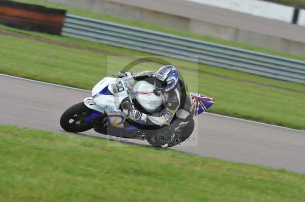 Motorcycle action photographs;Rockingham;Rockingham photographs;Trackday digital images;event digital images;eventdigitalimages;no limits trackday;peter wileman photography;rockingham corby northamptonshire;trackday;trackday photos