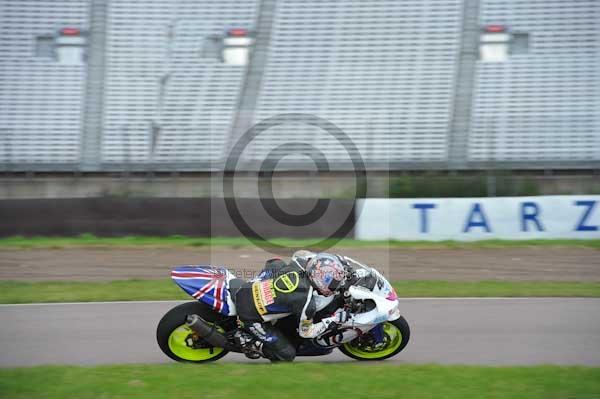 Motorcycle action photographs;Rockingham;Rockingham photographs;Trackday digital images;event digital images;eventdigitalimages;no limits trackday;peter wileman photography;rockingham corby northamptonshire;trackday;trackday photos