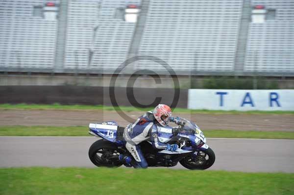 Motorcycle action photographs;Rockingham;Rockingham photographs;Trackday digital images;event digital images;eventdigitalimages;no limits trackday;peter wileman photography;rockingham corby northamptonshire;trackday;trackday photos