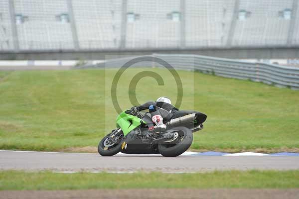 Motorcycle action photographs;Rockingham;Rockingham photographs;Trackday digital images;event digital images;eventdigitalimages;no limits trackday;peter wileman photography;rockingham corby northamptonshire;trackday;trackday photos