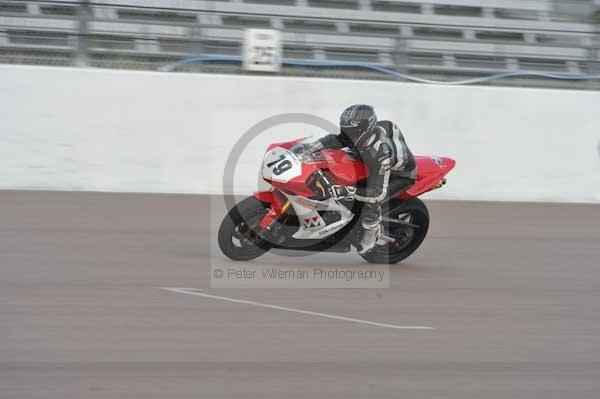 Motorcycle action photographs;Rockingham;Rockingham photographs;Trackday digital images;event digital images;eventdigitalimages;no limits trackday;peter wileman photography;rockingham corby northamptonshire;trackday;trackday photos