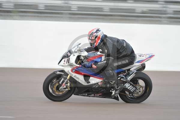 Motorcycle action photographs;Rockingham;Rockingham photographs;Trackday digital images;event digital images;eventdigitalimages;no limits trackday;peter wileman photography;rockingham corby northamptonshire;trackday;trackday photos