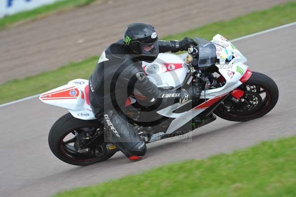 Motorcycle action photographs;Rockingham;Rockingham photographs;Trackday digital images;event digital images;eventdigitalimages;no limits trackday;peter wileman photography;rockingham corby northamptonshire;trackday;trackday photos
