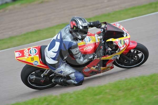 Motorcycle action photographs;Rockingham;Rockingham photographs;Trackday digital images;event digital images;eventdigitalimages;no limits trackday;peter wileman photography;rockingham corby northamptonshire;trackday;trackday photos