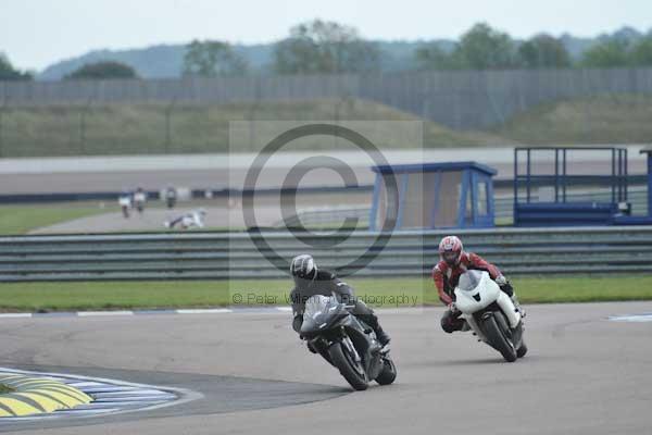 Motorcycle action photographs;Rockingham;Rockingham photographs;Trackday digital images;event digital images;eventdigitalimages;no limits trackday;peter wileman photography;rockingham corby northamptonshire;trackday;trackday photos