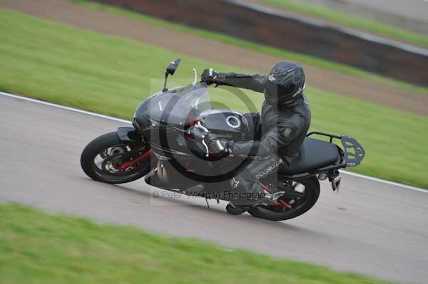 Motorcycle action photographs;Rockingham;Rockingham photographs;Trackday digital images;event digital images;eventdigitalimages;no limits trackday;peter wileman photography;rockingham corby northamptonshire;trackday;trackday photos