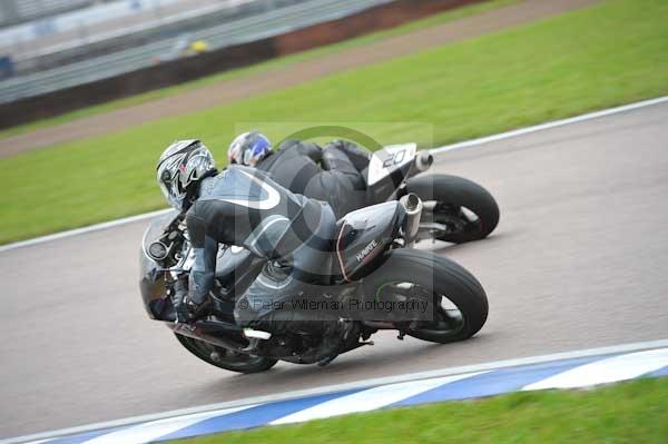 Motorcycle action photographs;Rockingham;Rockingham photographs;Trackday digital images;event digital images;eventdigitalimages;no limits trackday;peter wileman photography;rockingham corby northamptonshire;trackday;trackday photos