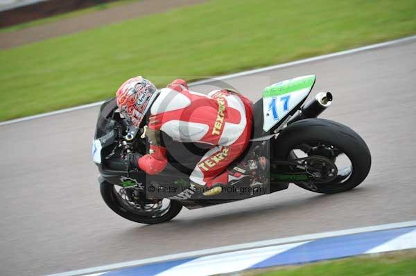 Motorcycle action photographs;Rockingham;Rockingham photographs;Trackday digital images;event digital images;eventdigitalimages;no limits trackday;peter wileman photography;rockingham corby northamptonshire;trackday;trackday photos