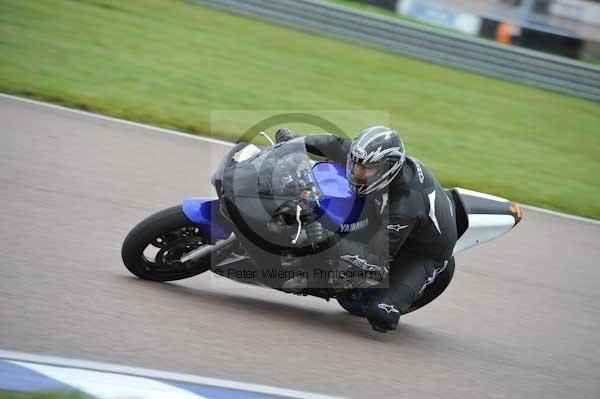 Motorcycle action photographs;Rockingham;Rockingham photographs;Trackday digital images;event digital images;eventdigitalimages;no limits trackday;peter wileman photography;rockingham corby northamptonshire;trackday;trackday photos