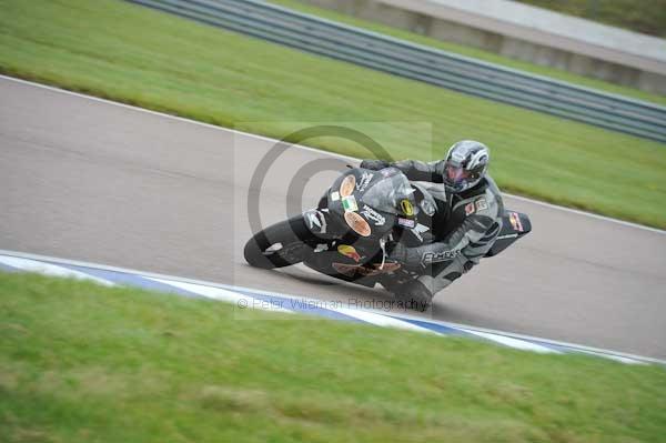 Motorcycle action photographs;Rockingham;Rockingham photographs;Trackday digital images;event digital images;eventdigitalimages;no limits trackday;peter wileman photography;rockingham corby northamptonshire;trackday;trackday photos