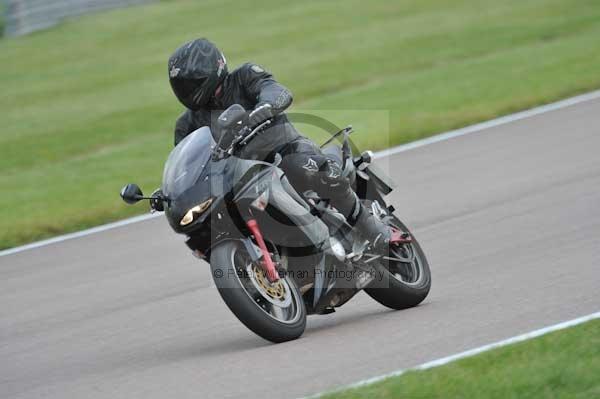 Motorcycle action photographs;Rockingham;Rockingham photographs;Trackday digital images;event digital images;eventdigitalimages;no limits trackday;peter wileman photography;rockingham corby northamptonshire;trackday;trackday photos