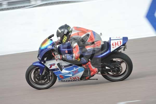 Motorcycle action photographs;Rockingham;Rockingham photographs;Trackday digital images;event digital images;eventdigitalimages;no limits trackday;peter wileman photography;rockingham corby northamptonshire;trackday;trackday photos