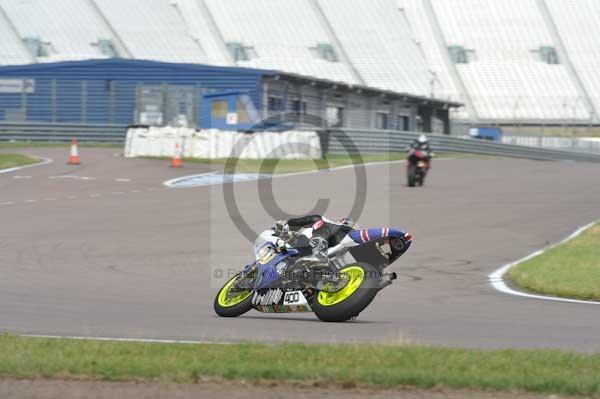 Motorcycle action photographs;Rockingham;Rockingham photographs;Trackday digital images;event digital images;eventdigitalimages;no limits trackday;peter wileman photography;rockingham corby northamptonshire;trackday;trackday photos