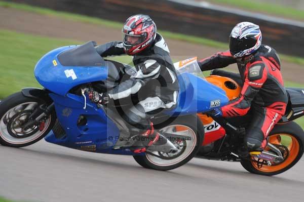 Motorcycle action photographs;Rockingham;Rockingham photographs;Trackday digital images;event digital images;eventdigitalimages;no limits trackday;peter wileman photography;rockingham corby northamptonshire;trackday;trackday photos