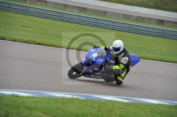Motorcycle action photographs;Rockingham;Rockingham photographs;Trackday digital images;event digital images;eventdigitalimages;no limits trackday;peter wileman photography;rockingham corby northamptonshire;trackday;trackday photos
