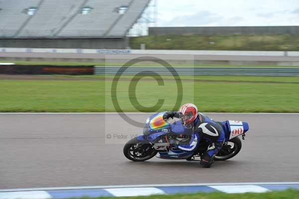 Motorcycle action photographs;Rockingham;Rockingham photographs;Trackday digital images;event digital images;eventdigitalimages;no limits trackday;peter wileman photography;rockingham corby northamptonshire;trackday;trackday photos