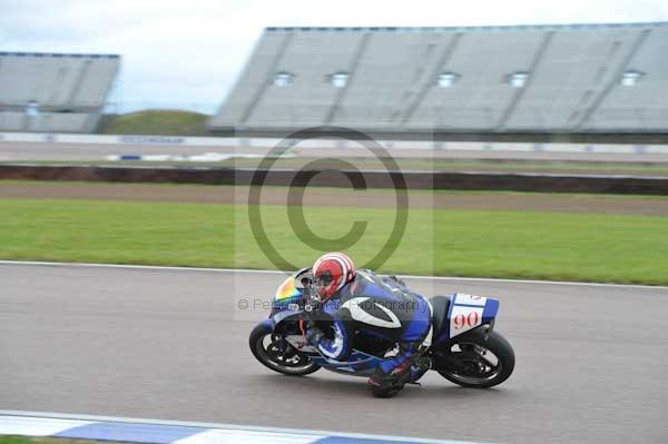 Motorcycle action photographs;Rockingham;Rockingham photographs;Trackday digital images;event digital images;eventdigitalimages;no limits trackday;peter wileman photography;rockingham corby northamptonshire;trackday;trackday photos