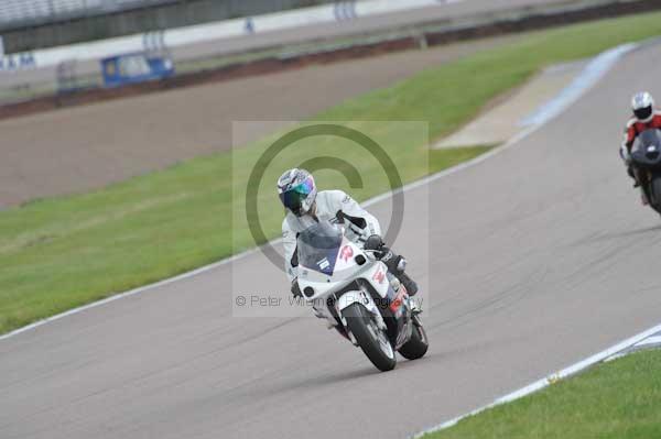 Motorcycle action photographs;Rockingham;Rockingham photographs;Trackday digital images;event digital images;eventdigitalimages;no limits trackday;peter wileman photography;rockingham corby northamptonshire;trackday;trackday photos