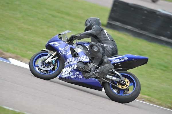 Motorcycle action photographs;Rockingham;Rockingham photographs;Trackday digital images;event digital images;eventdigitalimages;no limits trackday;peter wileman photography;rockingham corby northamptonshire;trackday;trackday photos