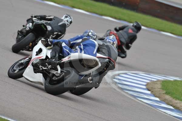 Motorcycle action photographs;Rockingham;Rockingham photographs;Trackday digital images;event digital images;eventdigitalimages;no limits trackday;peter wileman photography;rockingham corby northamptonshire;trackday;trackday photos