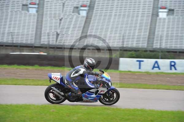 Motorcycle action photographs;Rockingham;Rockingham photographs;Trackday digital images;event digital images;eventdigitalimages;no limits trackday;peter wileman photography;rockingham corby northamptonshire;trackday;trackday photos