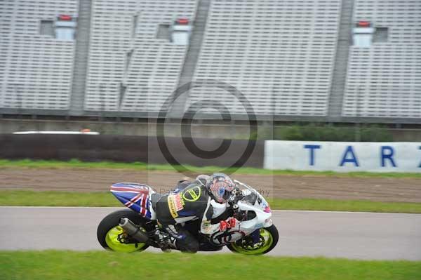 Motorcycle action photographs;Rockingham;Rockingham photographs;Trackday digital images;event digital images;eventdigitalimages;no limits trackday;peter wileman photography;rockingham corby northamptonshire;trackday;trackday photos