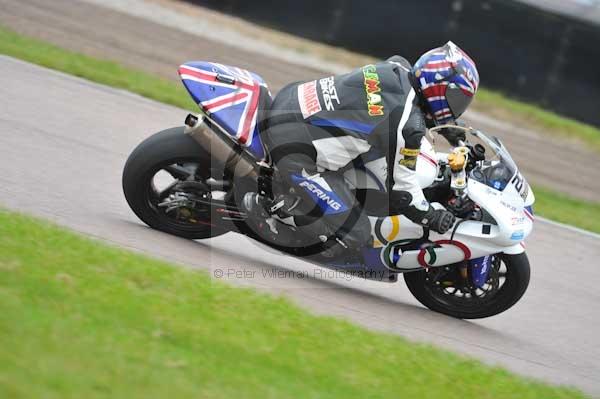 Motorcycle action photographs;Rockingham;Rockingham photographs;Trackday digital images;event digital images;eventdigitalimages;no limits trackday;peter wileman photography;rockingham corby northamptonshire;trackday;trackday photos