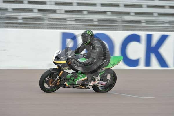 Motorcycle action photographs;Rockingham;Rockingham photographs;Trackday digital images;event digital images;eventdigitalimages;no limits trackday;peter wileman photography;rockingham corby northamptonshire;trackday;trackday photos