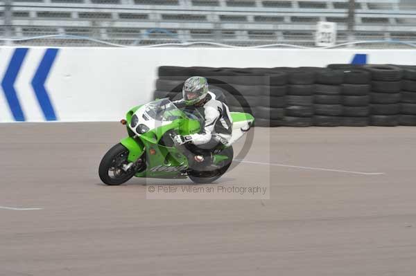 Motorcycle action photographs;Rockingham;Rockingham photographs;Trackday digital images;event digital images;eventdigitalimages;no limits trackday;peter wileman photography;rockingham corby northamptonshire;trackday;trackday photos