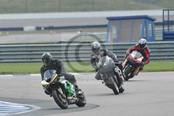 Motorcycle action photographs;Rockingham;Rockingham photographs;Trackday digital images;event digital images;eventdigitalimages;no limits trackday;peter wileman photography;rockingham corby northamptonshire;trackday;trackday photos
