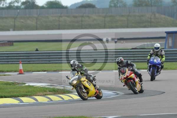 Motorcycle action photographs;Rockingham;Rockingham photographs;Trackday digital images;event digital images;eventdigitalimages;no limits trackday;peter wileman photography;rockingham corby northamptonshire;trackday;trackday photos