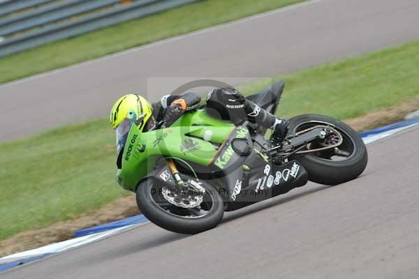 Motorcycle action photographs;Rockingham;Rockingham photographs;Trackday digital images;event digital images;eventdigitalimages;no limits trackday;peter wileman photography;rockingham corby northamptonshire;trackday;trackday photos