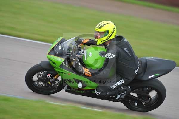 Motorcycle action photographs;Rockingham;Rockingham photographs;Trackday digital images;event digital images;eventdigitalimages;no limits trackday;peter wileman photography;rockingham corby northamptonshire;trackday;trackday photos