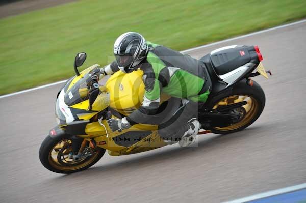 Motorcycle action photographs;Rockingham;Rockingham photographs;Trackday digital images;event digital images;eventdigitalimages;no limits trackday;peter wileman photography;rockingham corby northamptonshire;trackday;trackday photos