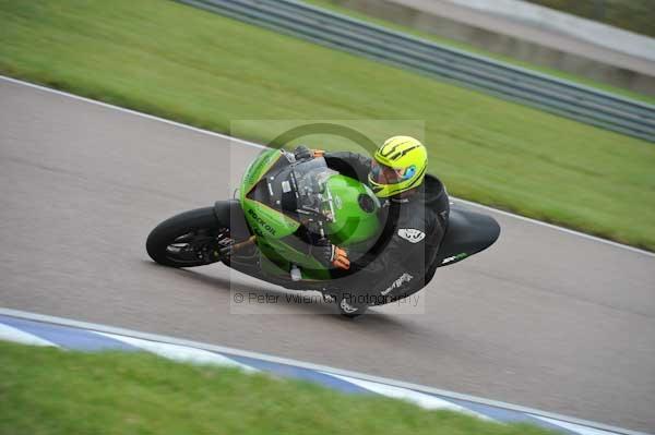 Motorcycle action photographs;Rockingham;Rockingham photographs;Trackday digital images;event digital images;eventdigitalimages;no limits trackday;peter wileman photography;rockingham corby northamptonshire;trackday;trackday photos