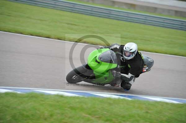 Motorcycle action photographs;Rockingham;Rockingham photographs;Trackday digital images;event digital images;eventdigitalimages;no limits trackday;peter wileman photography;rockingham corby northamptonshire;trackday;trackday photos