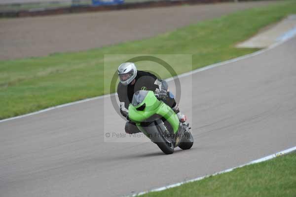 Motorcycle action photographs;Rockingham;Rockingham photographs;Trackday digital images;event digital images;eventdigitalimages;no limits trackday;peter wileman photography;rockingham corby northamptonshire;trackday;trackday photos