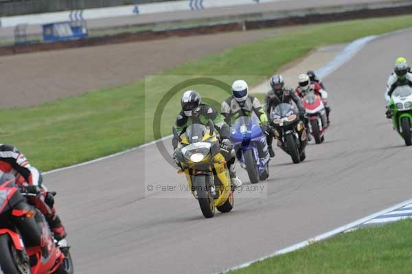 Motorcycle action photographs;Rockingham;Rockingham photographs;Trackday digital images;event digital images;eventdigitalimages;no limits trackday;peter wileman photography;rockingham corby northamptonshire;trackday;trackday photos