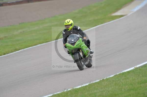 Motorcycle action photographs;Rockingham;Rockingham photographs;Trackday digital images;event digital images;eventdigitalimages;no limits trackday;peter wileman photography;rockingham corby northamptonshire;trackday;trackday photos