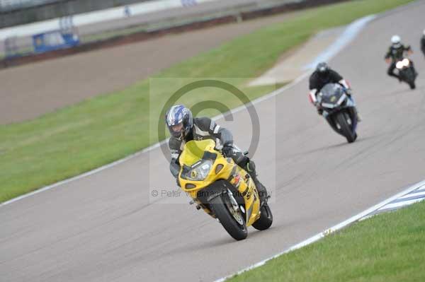 Motorcycle action photographs;Rockingham;Rockingham photographs;Trackday digital images;event digital images;eventdigitalimages;no limits trackday;peter wileman photography;rockingham corby northamptonshire;trackday;trackday photos