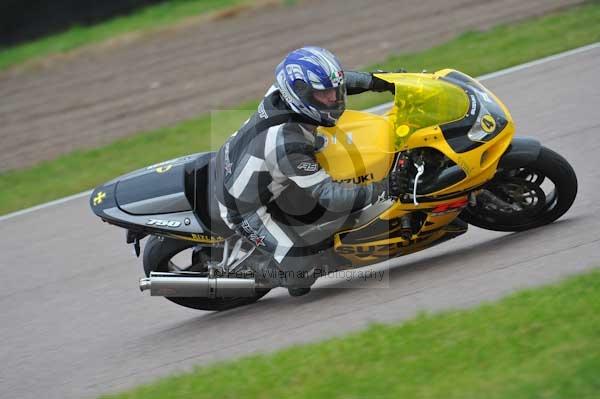 Motorcycle action photographs;Rockingham;Rockingham photographs;Trackday digital images;event digital images;eventdigitalimages;no limits trackday;peter wileman photography;rockingham corby northamptonshire;trackday;trackday photos