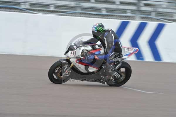 Motorcycle action photographs;Rockingham;Rockingham photographs;Trackday digital images;event digital images;eventdigitalimages;no limits trackday;peter wileman photography;rockingham corby northamptonshire;trackday;trackday photos