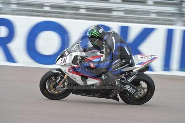 Motorcycle action photographs;Rockingham;Rockingham photographs;Trackday digital images;event digital images;eventdigitalimages;no limits trackday;peter wileman photography;rockingham corby northamptonshire;trackday;trackday photos