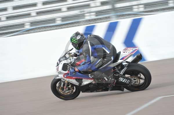Motorcycle action photographs;Rockingham;Rockingham photographs;Trackday digital images;event digital images;eventdigitalimages;no limits trackday;peter wileman photography;rockingham corby northamptonshire;trackday;trackday photos