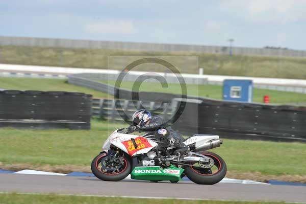 Motorcycle action photographs;Rockingham;Rockingham photographs;Trackday digital images;event digital images;eventdigitalimages;no limits trackday;peter wileman photography;rockingham corby northamptonshire;trackday;trackday photos