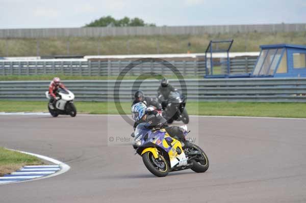 Motorcycle action photographs;Rockingham;Rockingham photographs;Trackday digital images;event digital images;eventdigitalimages;no limits trackday;peter wileman photography;rockingham corby northamptonshire;trackday;trackday photos