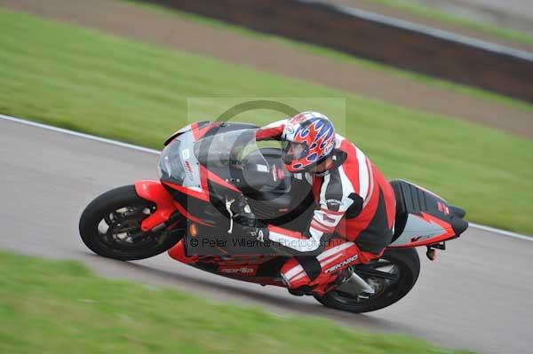 Motorcycle action photographs;Rockingham;Rockingham photographs;Trackday digital images;event digital images;eventdigitalimages;no limits trackday;peter wileman photography;rockingham corby northamptonshire;trackday;trackday photos