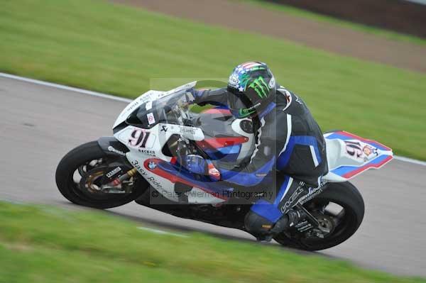 Motorcycle action photographs;Rockingham;Rockingham photographs;Trackday digital images;event digital images;eventdigitalimages;no limits trackday;peter wileman photography;rockingham corby northamptonshire;trackday;trackday photos
