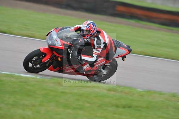Motorcycle action photographs;Rockingham;Rockingham photographs;Trackday digital images;event digital images;eventdigitalimages;no limits trackday;peter wileman photography;rockingham corby northamptonshire;trackday;trackday photos