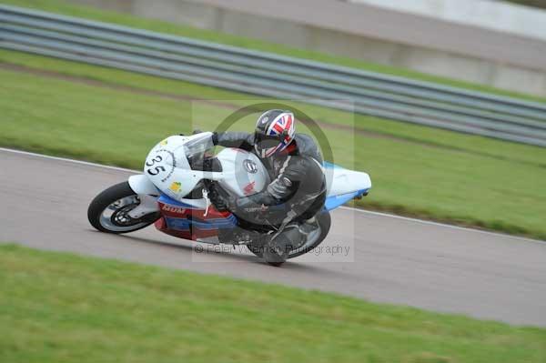 Motorcycle action photographs;Rockingham;Rockingham photographs;Trackday digital images;event digital images;eventdigitalimages;no limits trackday;peter wileman photography;rockingham corby northamptonshire;trackday;trackday photos